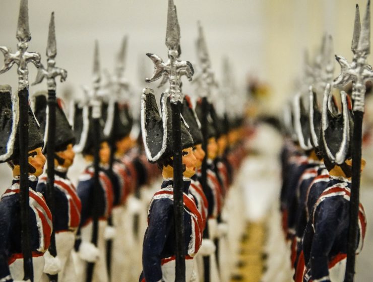 toy soldiers